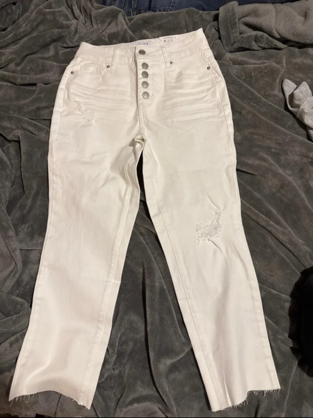 Time and Tru White Straight-Leg High-Rise Jeans with Button Fly